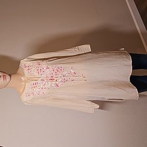 Chicos Beige Silk Blend Sequin Beased Tunic 3/4 Sleeve Size 2